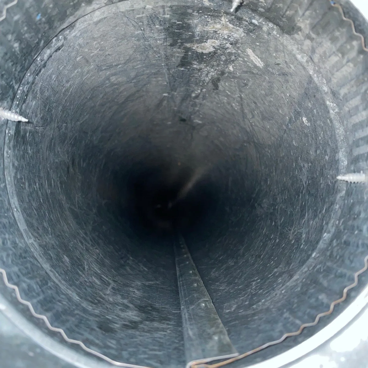 Clean air duct interior